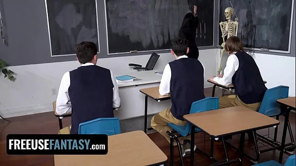 Curvy Teacher Valentina Nappi Gets Fucked By Three Students In A Classroom - FreeUse Fantasy