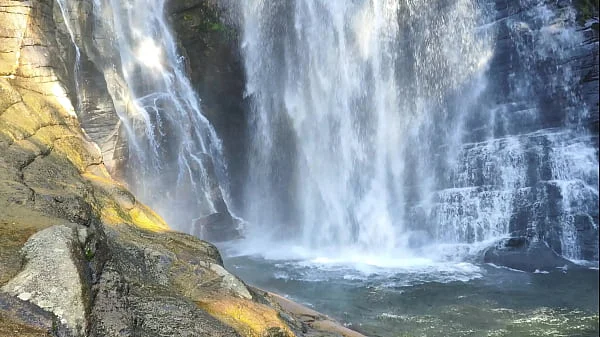 Sexo na cachoeira do Véu das Noivas