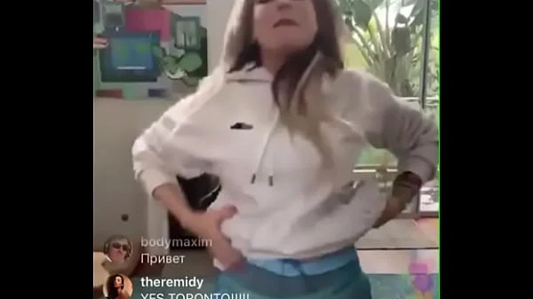 YOUTUBE STAR NIPPLE SLIP
