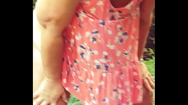 Granny T SQUIRTING IN the public park