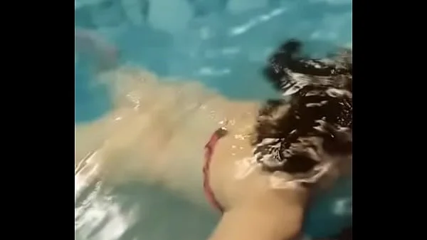 RANDOM CHICK SUCKS MY DICK IN PUBLIC HOTEL POOL