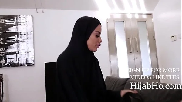 Cheating Wife In Hijab's Love Affair- Victoria June