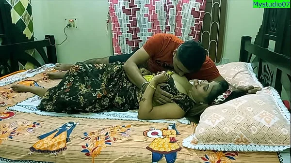 Beautiful bhabhi hot xxx sex with secret lover! with clear hindi audio