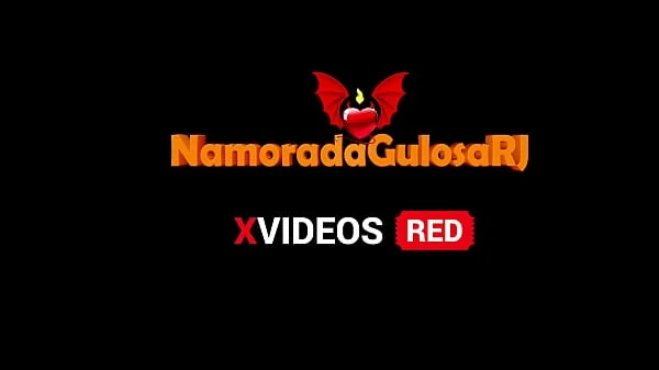 gostosa deu o cuzinho apertado mas ele não aguentou 5 minutinhos e gozou