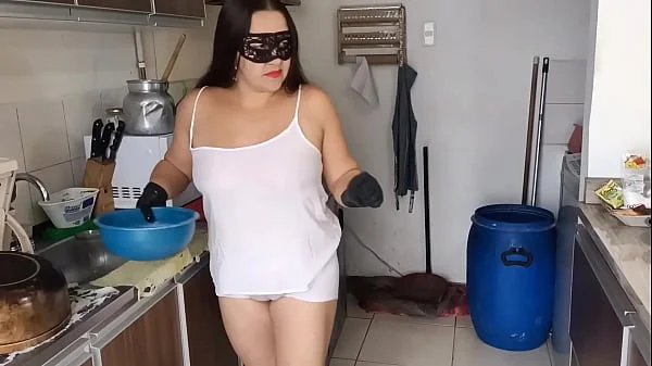 Cuñada Latina Puta Colombiana De Cameltoe Gigante Seduce A Sus Amantes Mientras Hace Labores En El Hogar Le Encanta La Verga Y La Leche FULLONRED